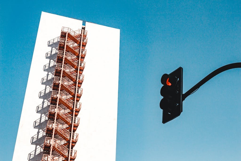Productivity vs Efficiency – What’s the Difference?